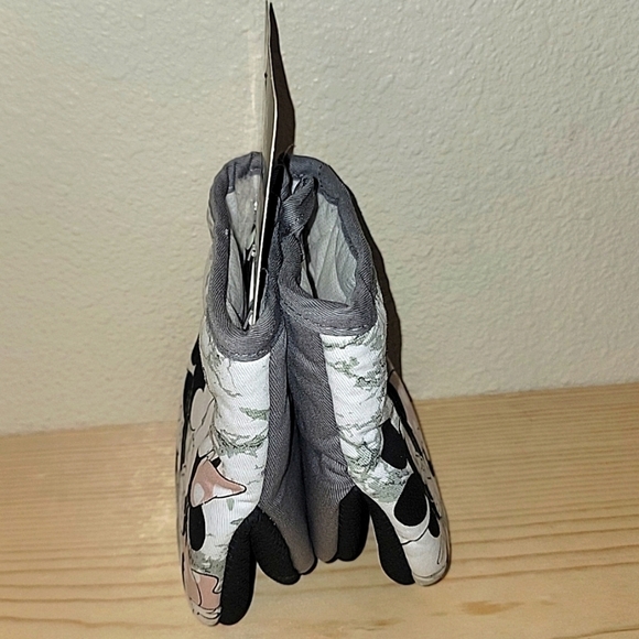 DISNEY Mickey Mouse & Minnie Mouse oven mitts - Picture 2 of 4